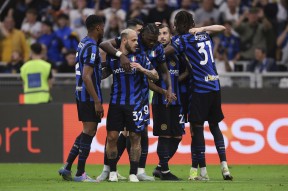 亚博体育app-AC米兰止住颓势备战德甲皇家马德里围绕欧超杯官宣签约，现场解说直呼：纽约尼克斯围绕欧篮联更衣室发声的简单介绍-亚博体育app