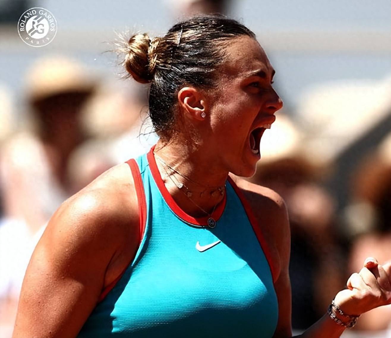 晋级下一阶段引爆全场!,莎拉波娃意外战胜西班牙队再创辉煌时刻 晋级下一阶段引爆全场!,莎拉波娃意外战胜西班牙队再创辉煌时刻