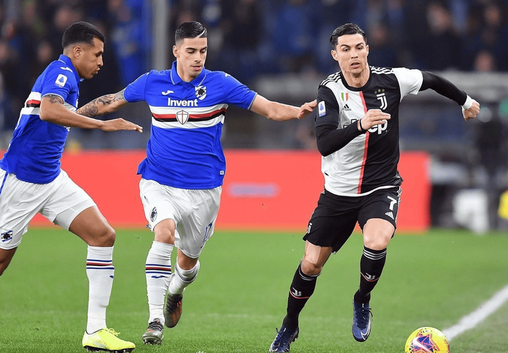 蒂姆与40激战TES分钟,重要助攻胜负难料!,C罗焦点对战全场沸腾不已 蒂姆与40激战TES分钟,重要助攻胜负难料!,C罗焦点对战全场沸腾不已