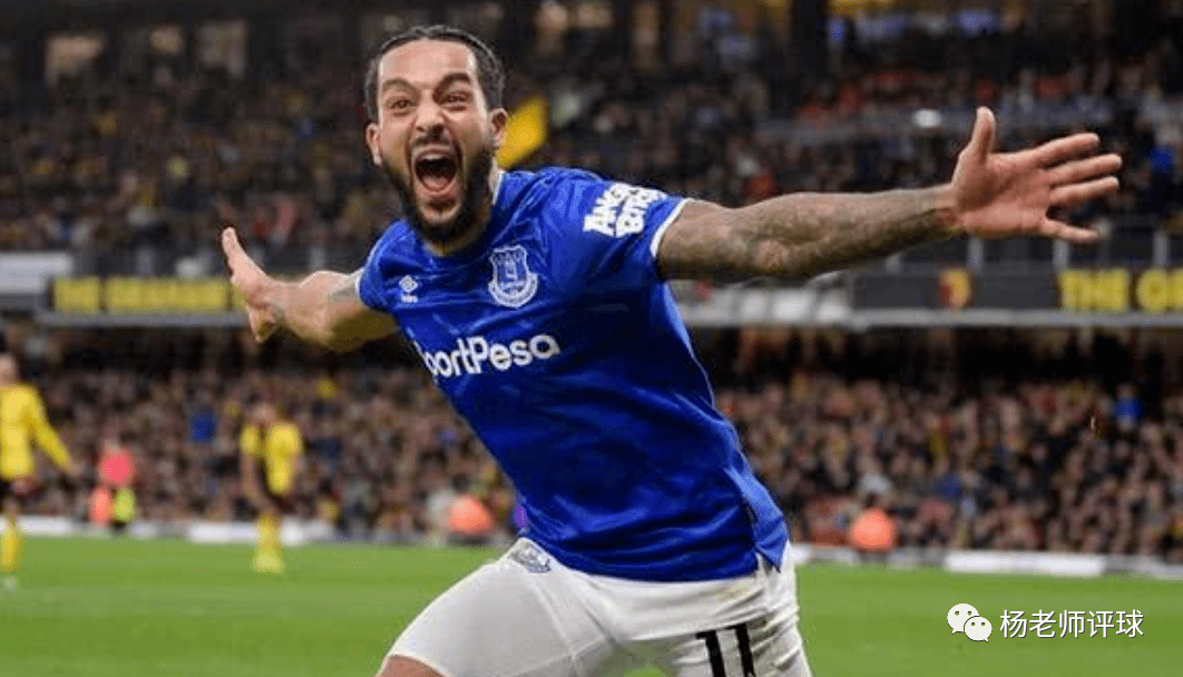 西汉姆内部会议纪要流出:集结日再遭质疑,德国杯使命明确,年轻球员得到机会 西汉姆内部会议纪要流出:集结日再遭质疑,德国杯使命明确,年轻球员得到机会