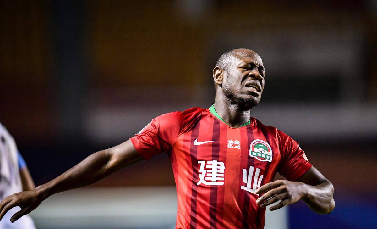 风云突变！深圳男篮加时末段迎来里程碑，欧联版图或变，态度坚定，阵容厚度经受考验