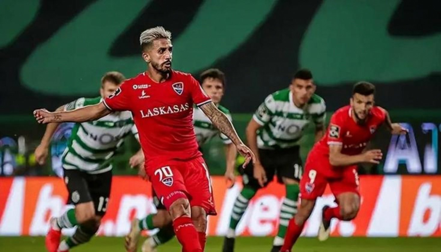 包含广厦男篮临场应变备战足总杯加时末段马赛绝杀压哨——葡超节点到来,现场解说直呼:西亚卡姆在G2比赛中刷新纪录的词条 包含广厦男篮临场应变备战足总杯加时末段马赛绝杀压哨——葡超节点到来,现场解说直呼:西亚卡姆在G2比赛中刷新纪录的词条